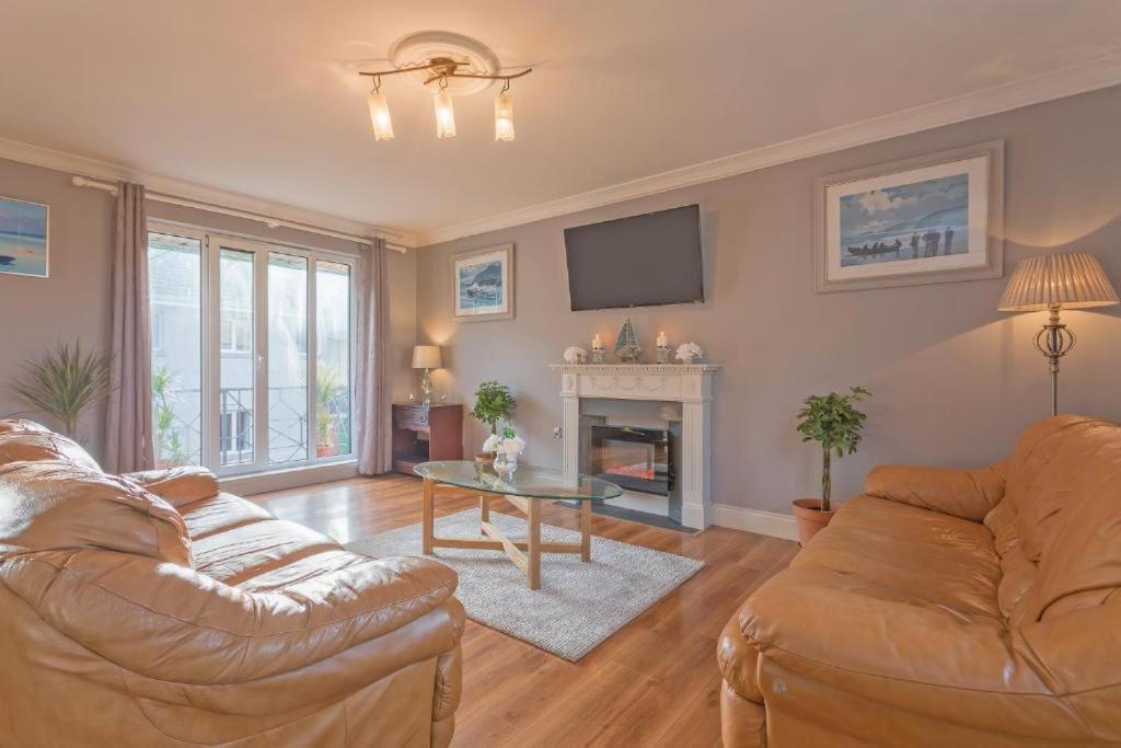 Town Square Townhouse - Best Location In 戈尔韦 外观 照片